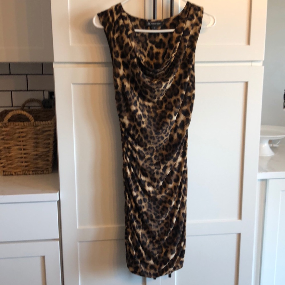Fitted leopard dress